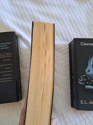 CINCUENTA SOMBRAS DE GREY
