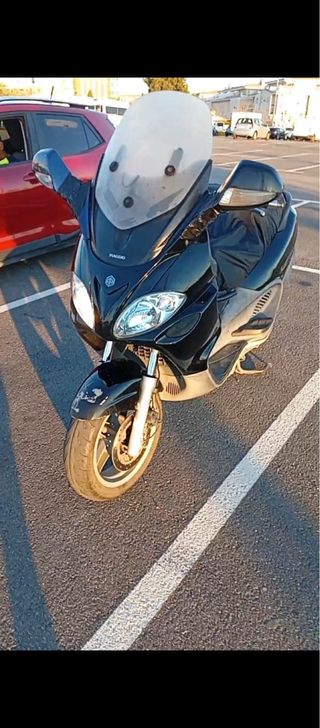 Piaggio X9 evolution