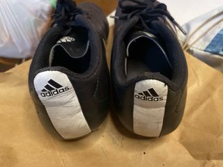 Zapatillas de fútbol Adidas negras
