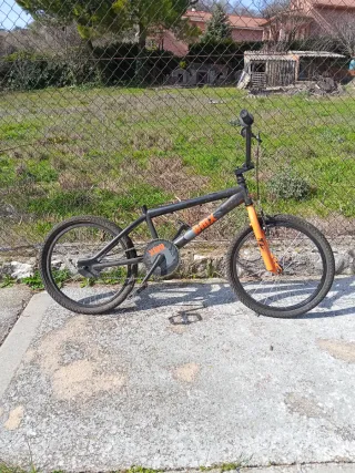 Bicicleta BMX