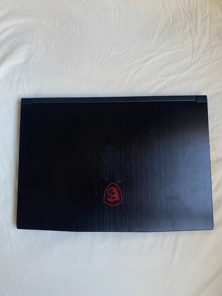 Portátil MSI GF63 Thin 11UC