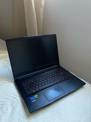 Portátil MSI GF63 Thin 11UC