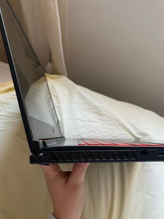 Portátil MSI GF63 Thin 11UC