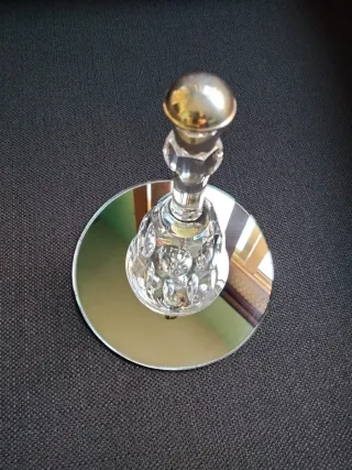 Campanilla de cristal tallado