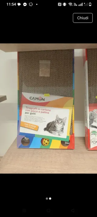 Tiragraffi per gatti con erba gatta. Pallina