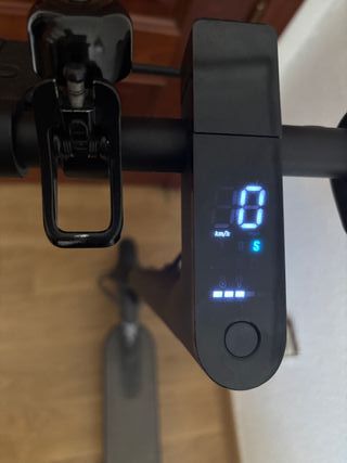 Patinete Eléctrico Xiaomi Mi Essential Negro