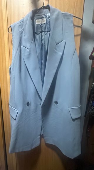 Varios abrigos y sobretodo de mujer , talla XL