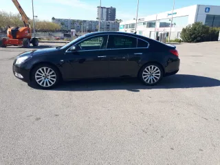 Opel Insignia Limousine 2011
