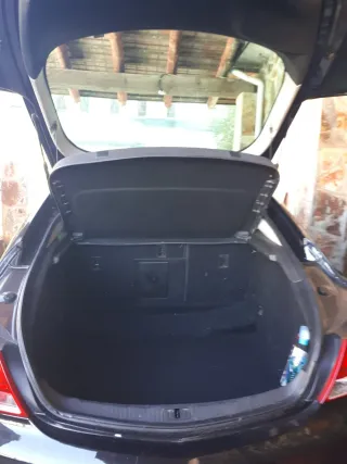 Opel Insignia Limousine 2011