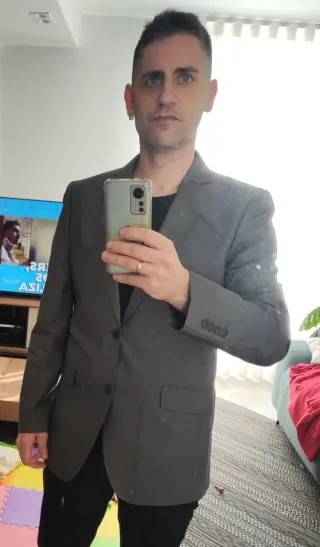 Traje marca Formula Joven