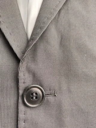 Traje marca Formula Joven