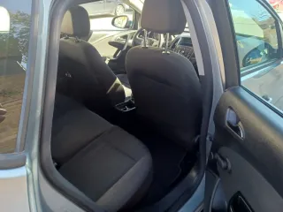 Opel Astra 2012