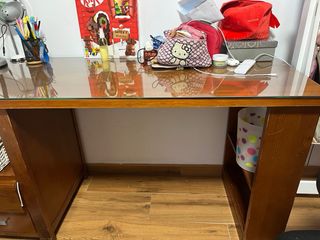 Cabecero de cama de 90 y mesa de escritorio madera