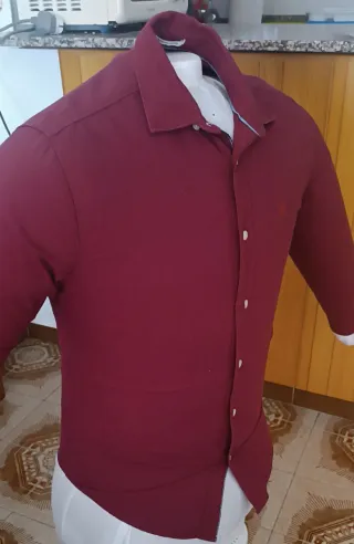 Camisa de vestir hombre color vino