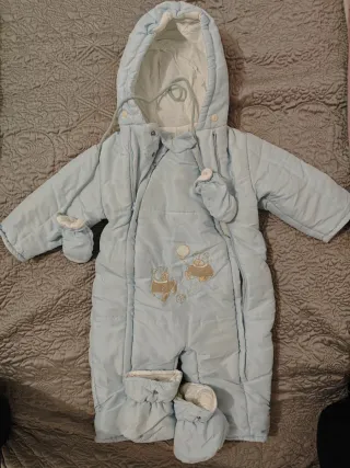 Tuta intera neonato azzurra con orsetti.