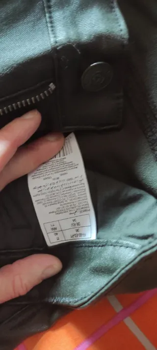 Pantalón Pimkie negro talla 36