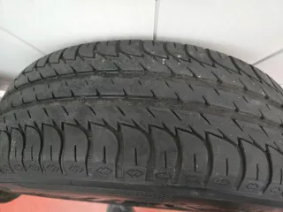 Neumaticos con llantas