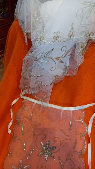 Manteleta Fallera bordada