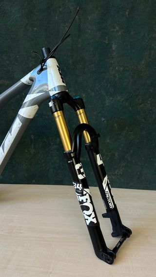 Cuadro KTM SCARP MT (L)+ Horquilla FOX KASHIMA