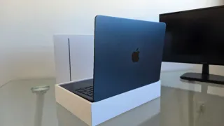 MacBook Air M4 13” + AirPods 4