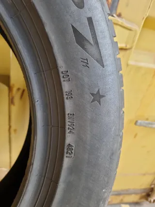 Vendo 1 neumático en perfecto  estado