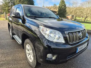 Toyota Land Cruiser 150 2011