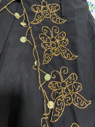 Traje Danza Vientre Negro y Dorado
