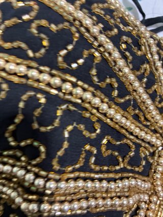 Traje Danza Vientre Negro y Dorado
