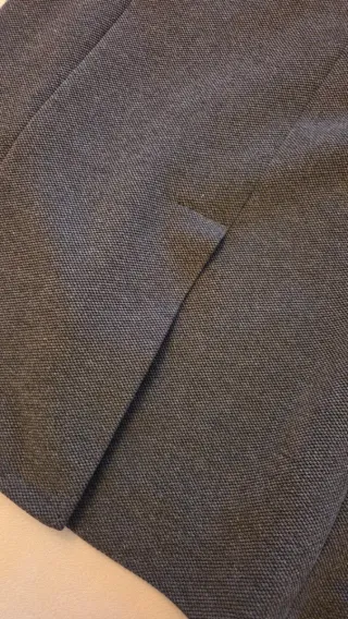 Sobretudo cinzento da Zara