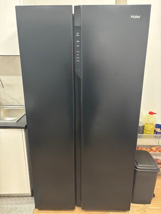 Frigorífico Americano Haier Preto