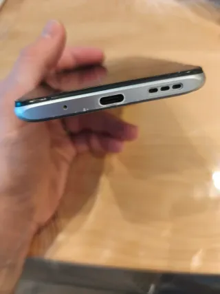 Movil Xiaomi redmi note 10 5g con pantalla rota