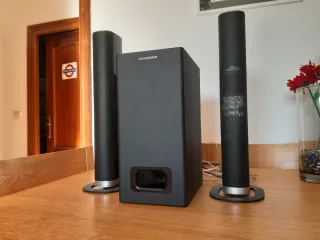 Barra de Sonido Schneider SC700SND 2.1 Negra