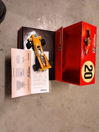 Scalextric McLaren M9A Vintage Edición Limitada