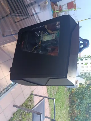 PC Gaming MSI + Pantalla AOC y micro de regalo