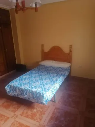 Se Alquila piso amueblado,