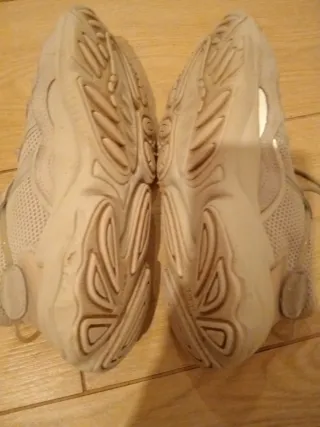 Zapatillas Adidas ozweego Talla 39.5 Beige/Blanco