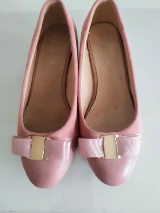 Zapatos Bailarinas Piel Tacón Rosa y Dorado charol