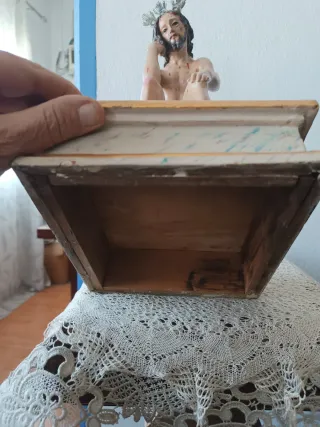 Antigua talla en madera policr.Jesus de las Penas.