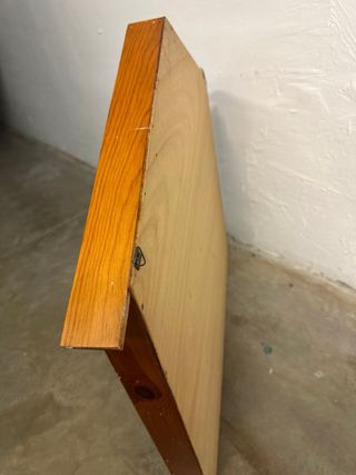 Estantería madera forma casa