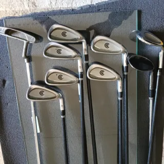 Palos de Golf Cleveland