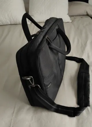 Maleta para ordenador. Estado impecable