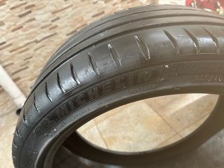 Neumático Michelin 225/40 ZR18