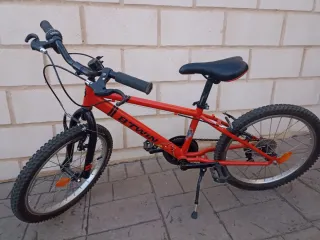 Bicicleta Infantil Btwin Roja