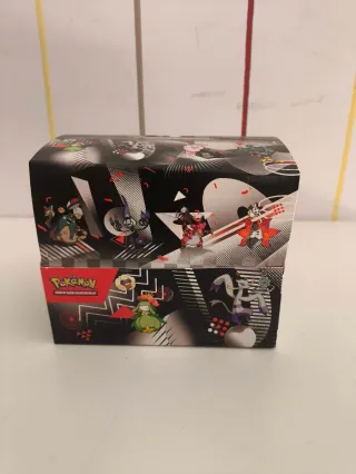 Pack Latas Pokémon Llama Blanca y Fulgor Negro