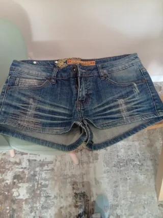 Pantalón corto vaquero chica