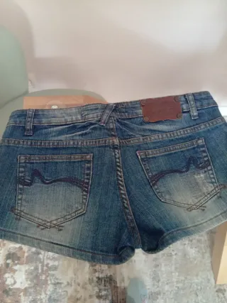 Pantalón corto vaquero chica