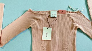 Jersey Bershka rosa talla S nuevo con etiqueta