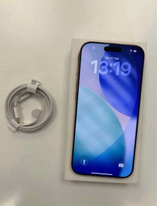 Iphone 16 pro max 256gb+cargador inalámbrico