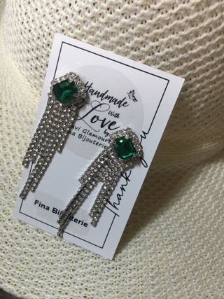 Pendientes largos piedras verdes plateados