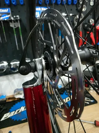 Centrador feedback sports Pro truing stand